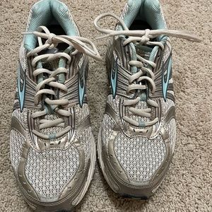 Brooks Ariel Women’s Size 11.5